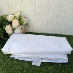 PARACHUTE White white flat Sheet  Queen 100% organic cotton new without tags